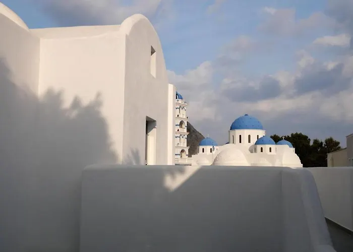 Blue Dome Περίσσα